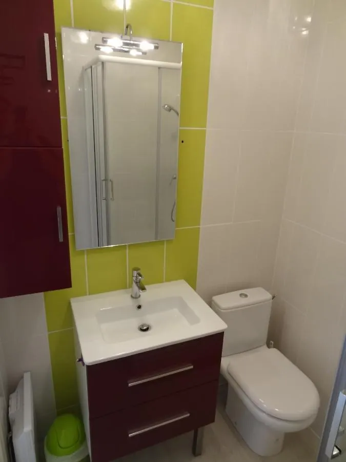 Studio Spacieux Proche Plage. Wi-Fi, Climatisation Apartment Bormes-les-Mimosas